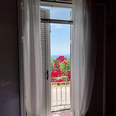 Holiday home Traditional House Ratzaklion